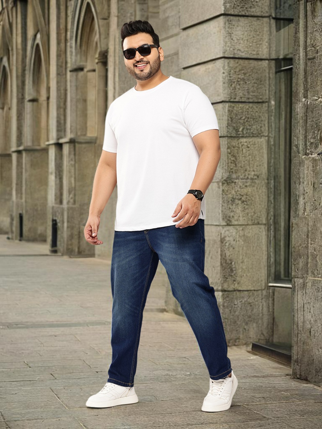 

Sztori Men Plus Size Slim Tapered Fit Light Fade Stretchable Jeans, Navy blue