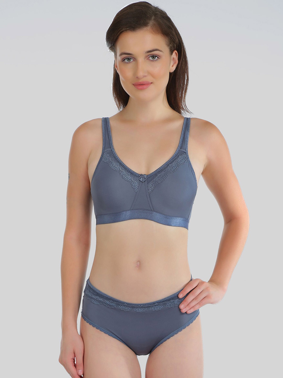 

DressBerry Self-Designed Non Padded Lingerie Set, Grey