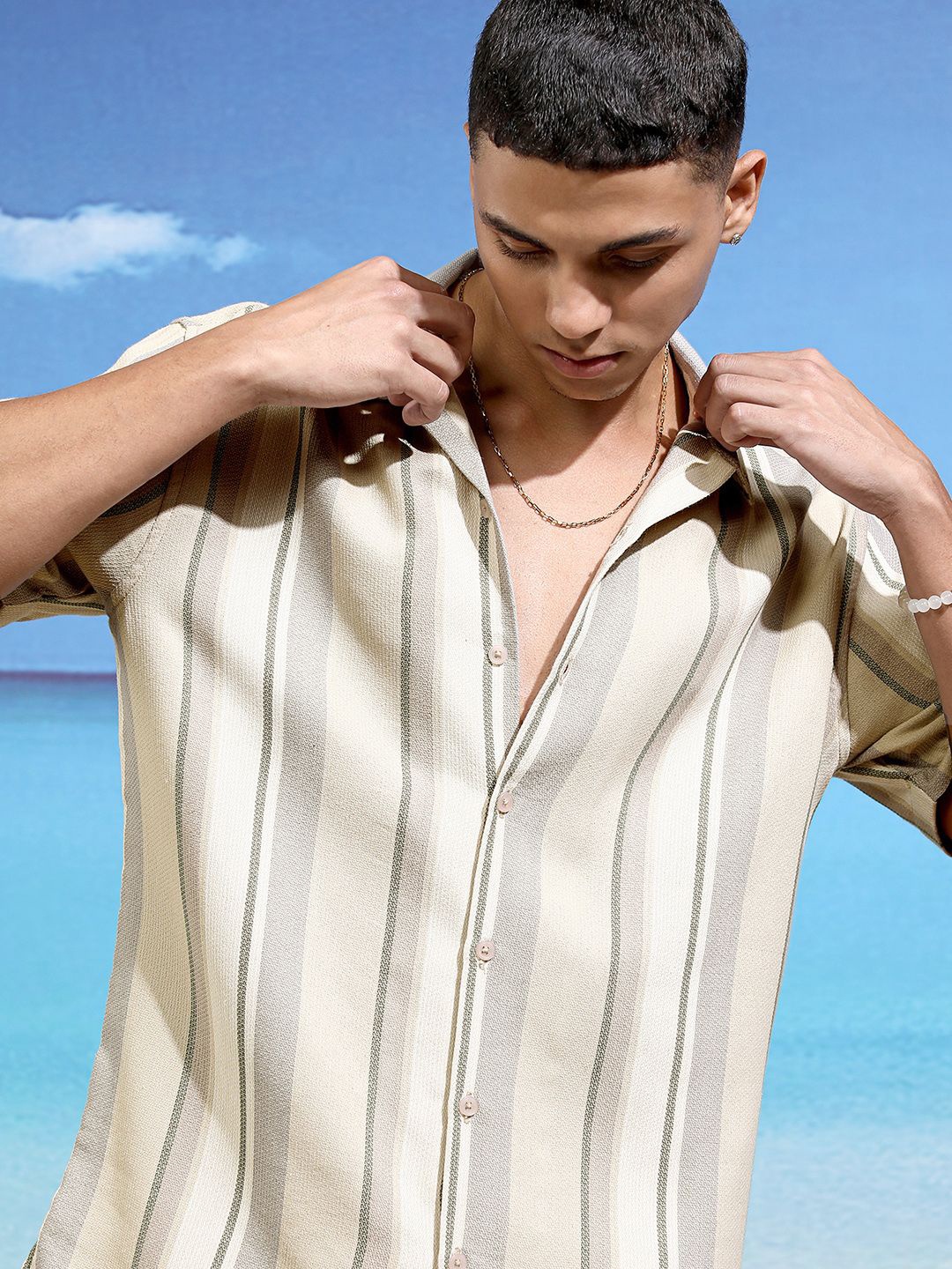 

Highlander Men Dobby Textured Striped Cuban Collar Relaxed Shirt, Khaki