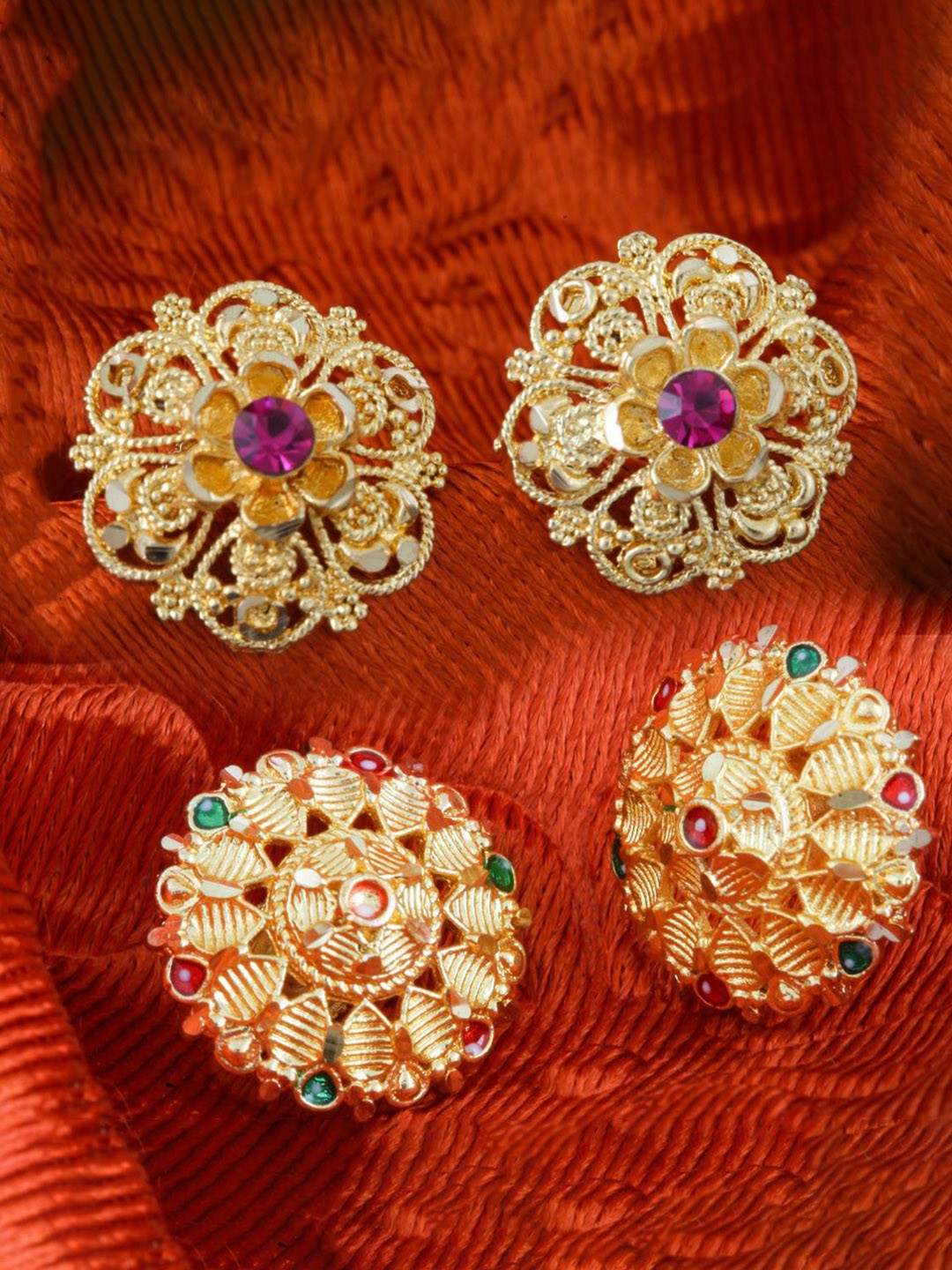 

DIVASTRI Set Of 2 Gold-Plated Circular Studs Earrings