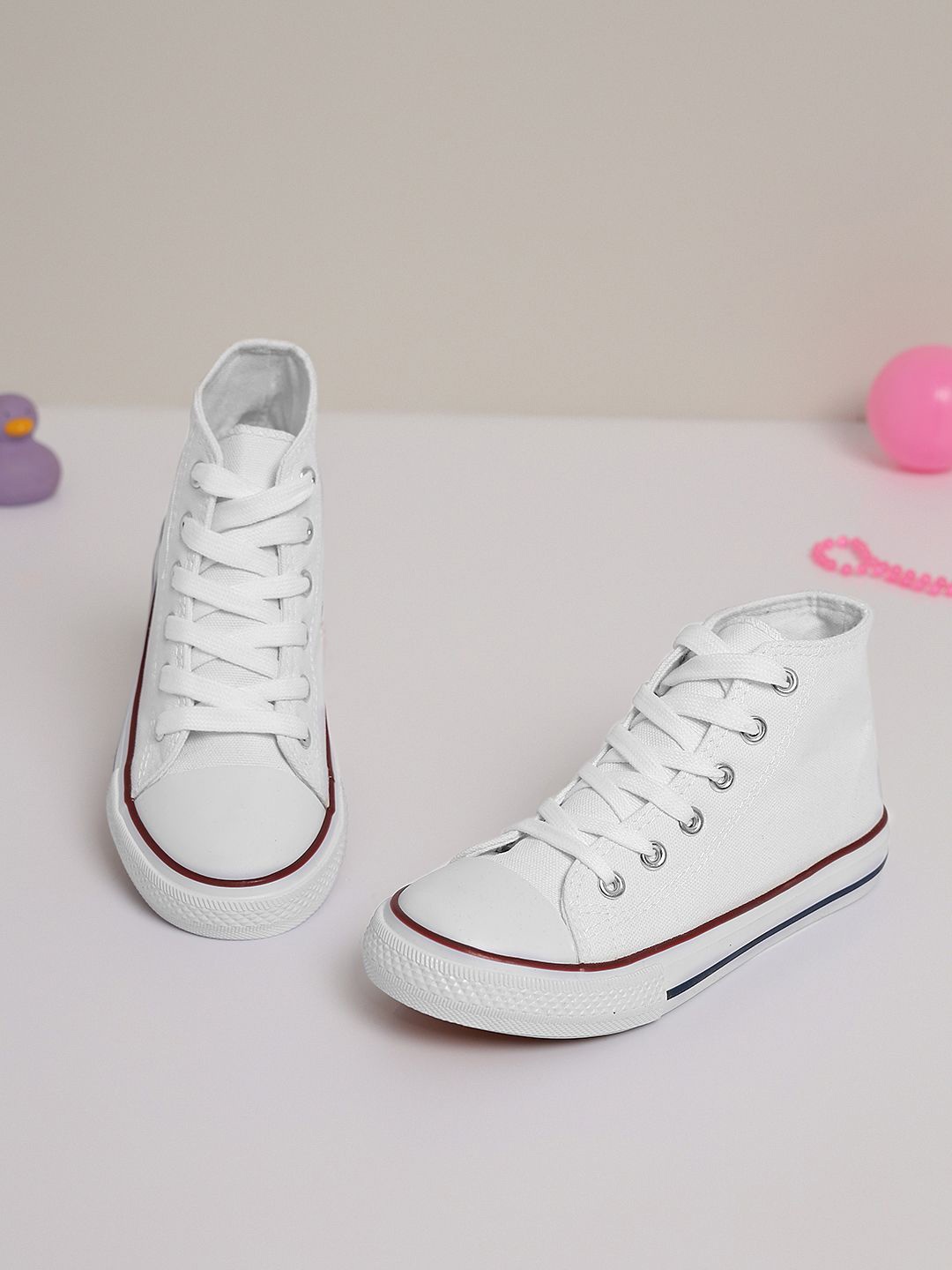 

Truffle Collection Kids LKCAN4 Canvas Lace-Ups Sneakers, White