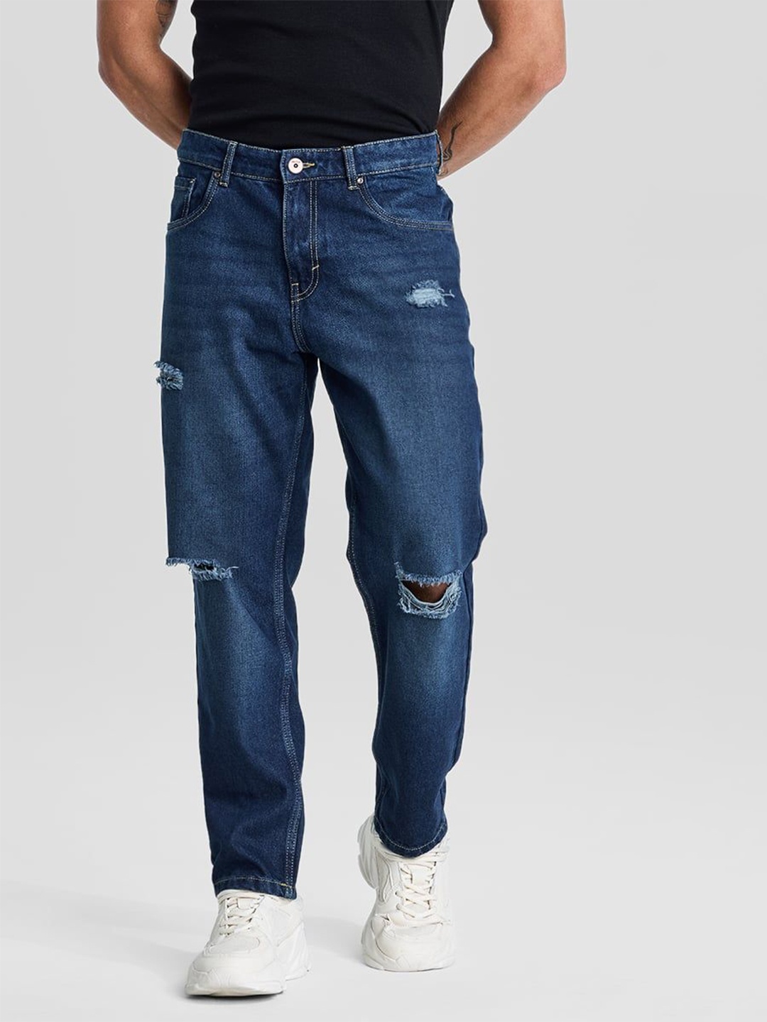 

Snitch Men Comfort Relaxed Fit Mildly Distressed Light Fade Jeans, Navy blue