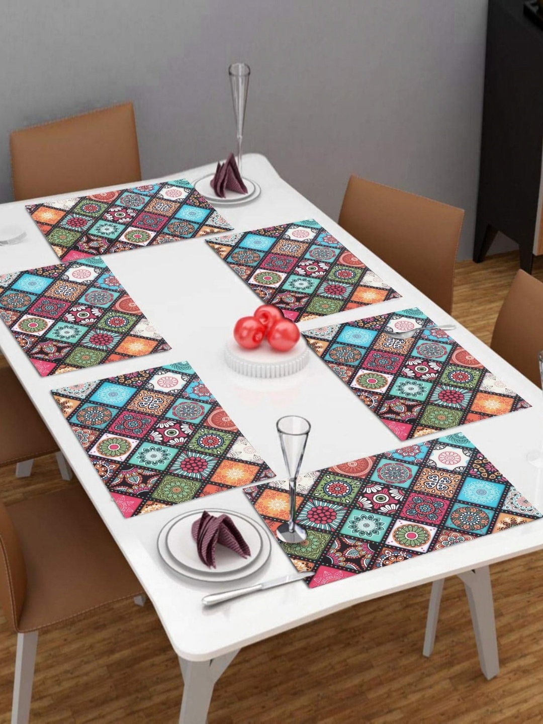 

LooMantha Blue & White 6 Pieces Rectangle Shaped Printed Table Placemats