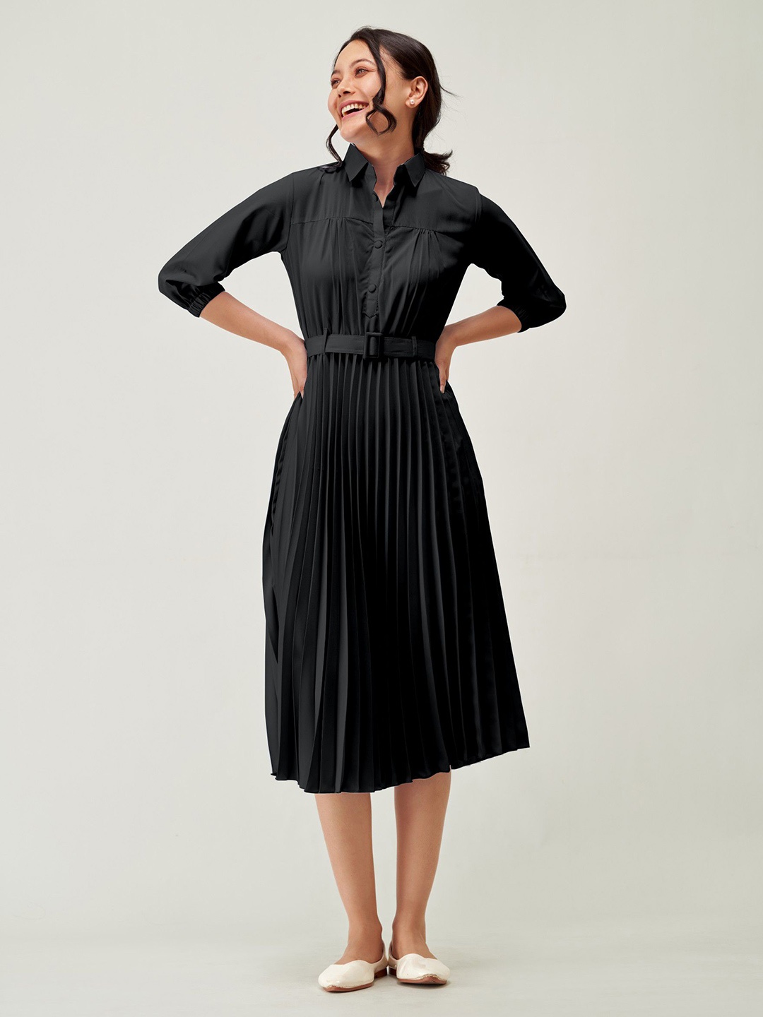 

Raiyani Enterprise Women Applique Fit & Flare Midi Dress, Black