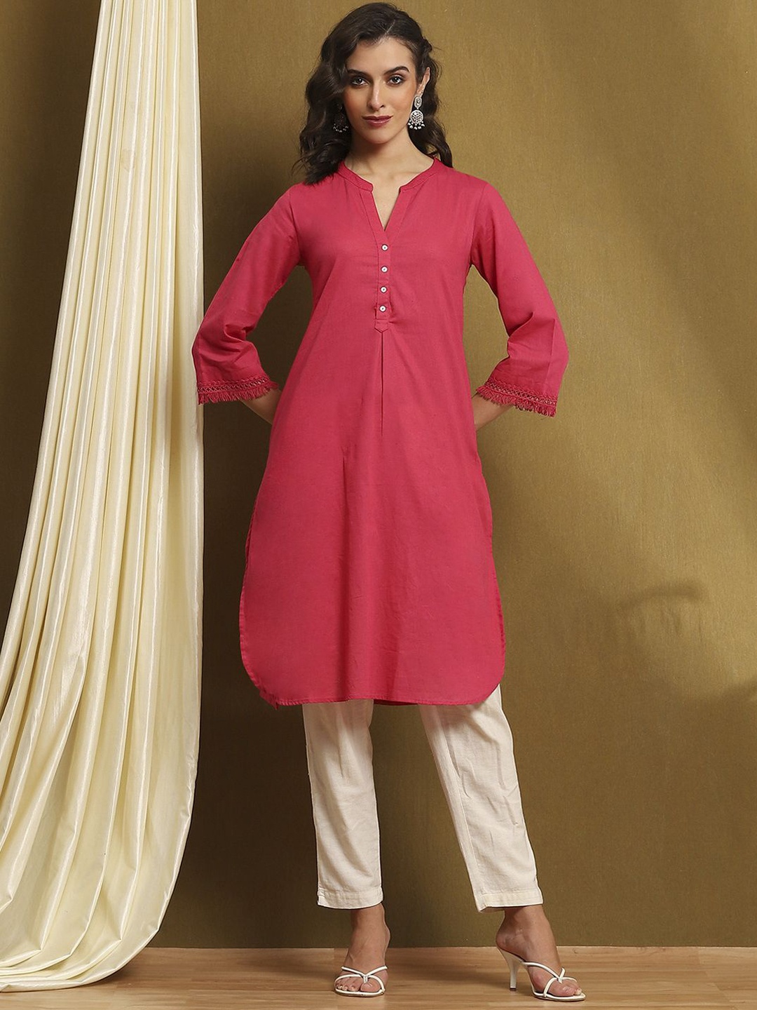 

BibaMandarin Collar Thread Work Straight Kurta, Pink