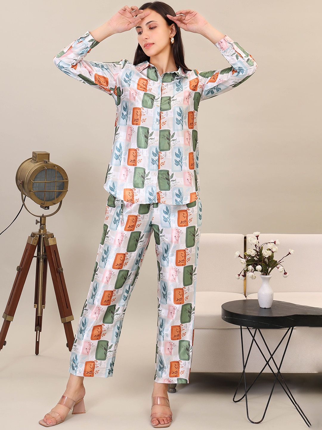 

GRIVA Printed Shirt With Trouser, White