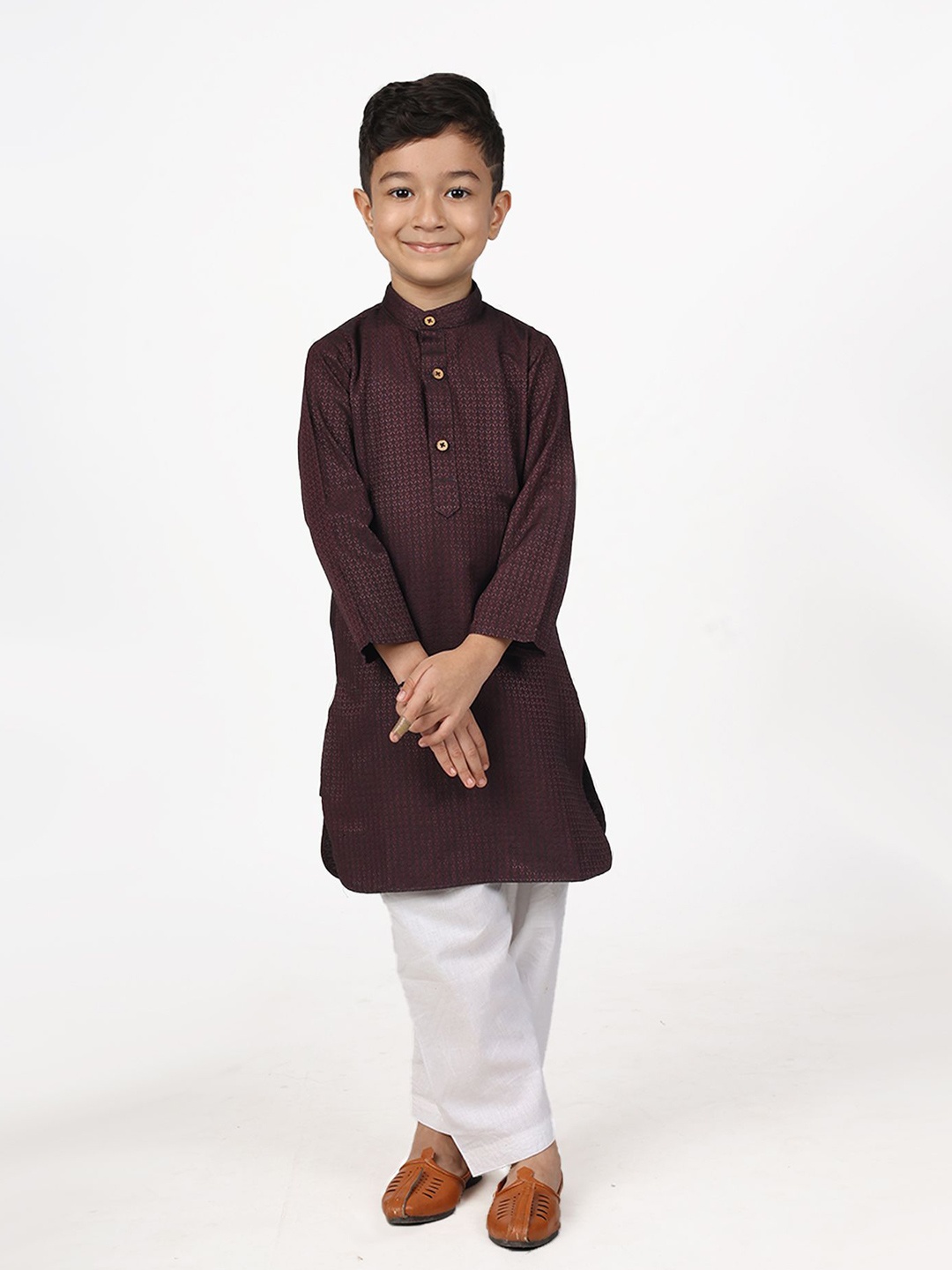 

itsmycostume Boys Self Design Pathani Pure Cotton Kurta With Pyjama, Maroon