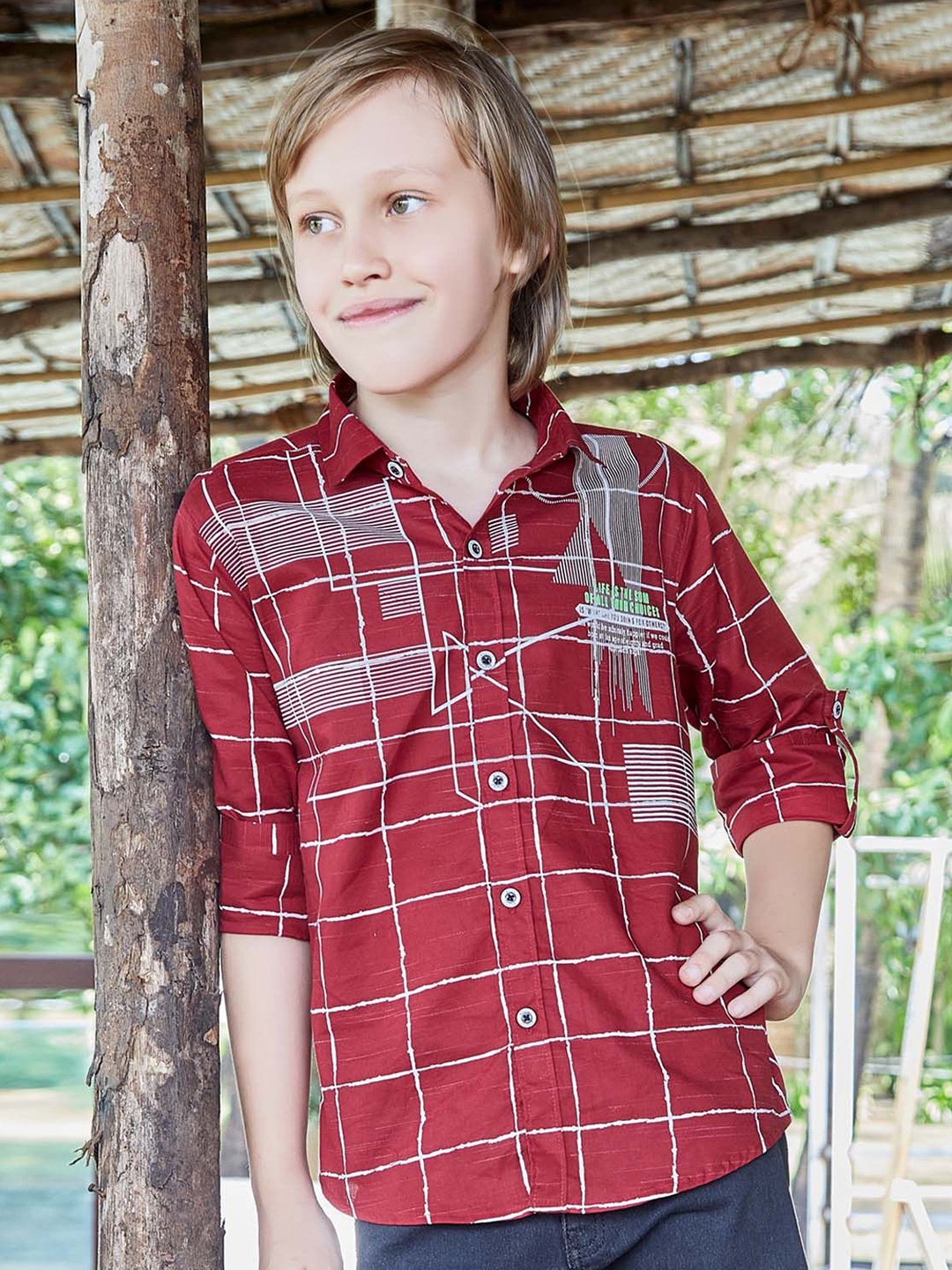 

MashUp Boys Classic Spread Collar Checked Cotton Casual Shirt, Maroon