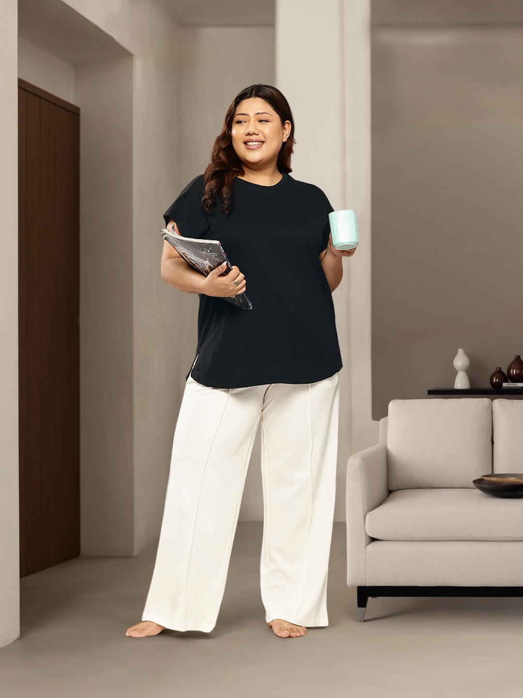 

Sztori Plus Size Extended Sleeves Pure Cotton T-shirt, Black