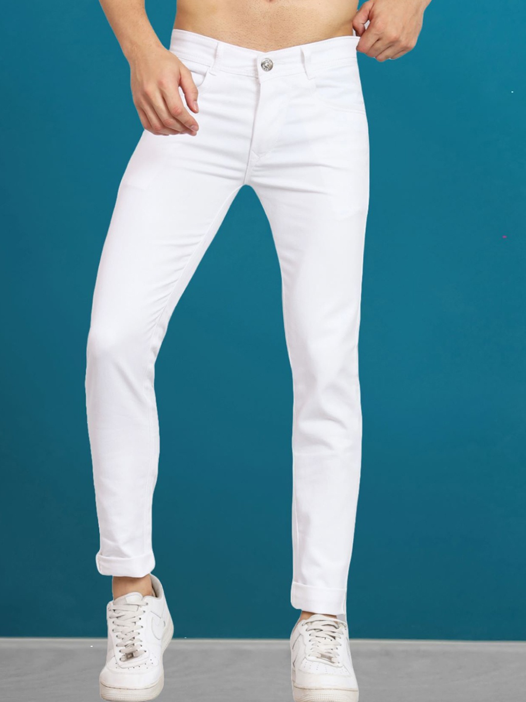 

LINARIA Men Classic Straight Fit Mid Rise Jeans, White