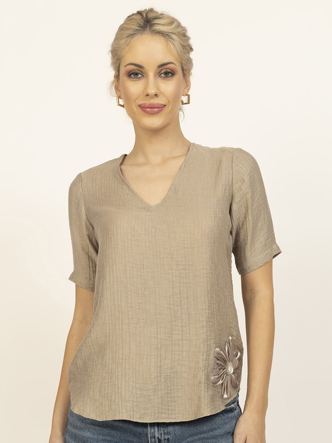 

LELA Womens casual Top, Beige