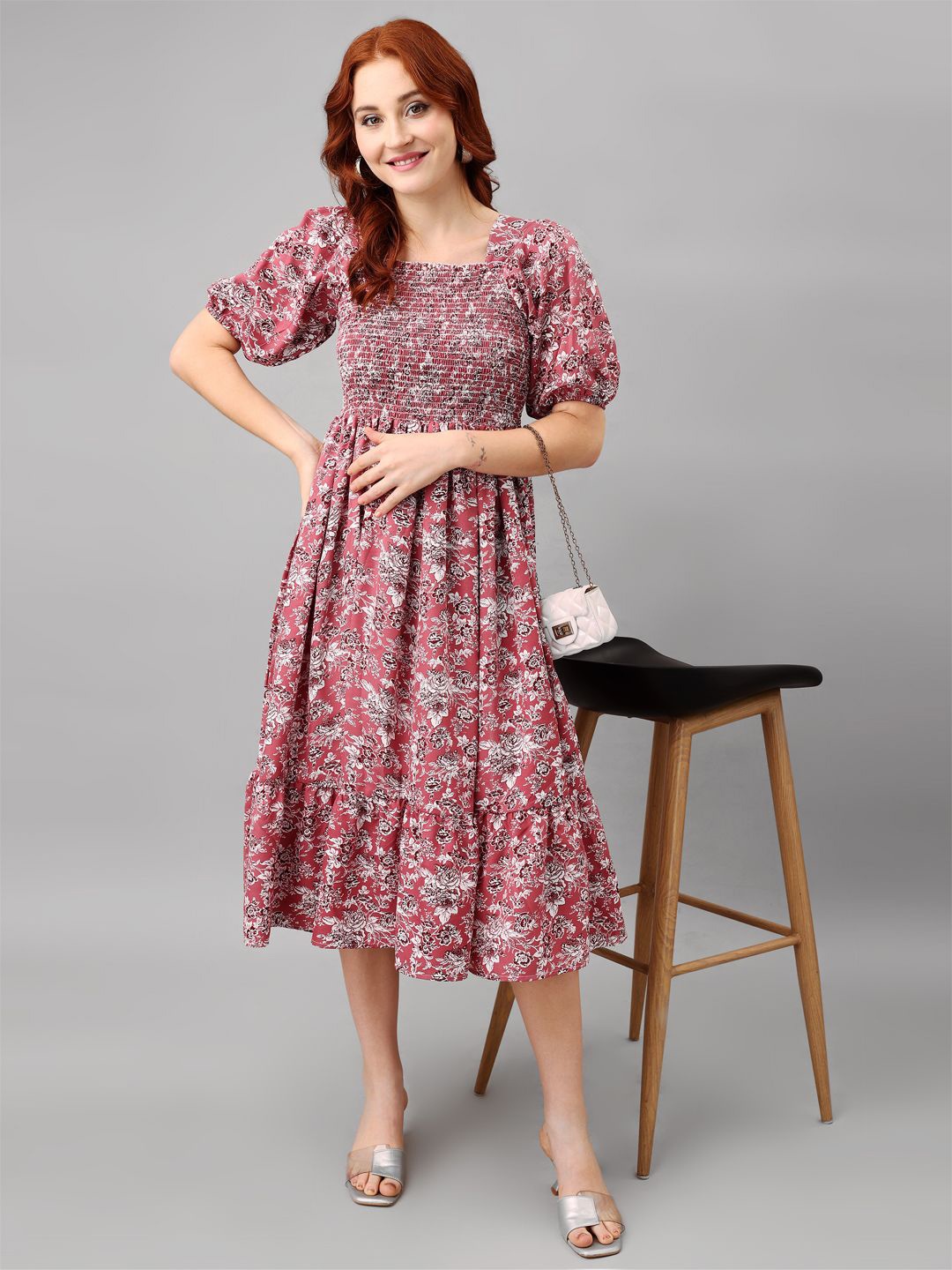 

Krunal Raiyani Women Floral Printed Fit & Flare Midi Dress, Pink