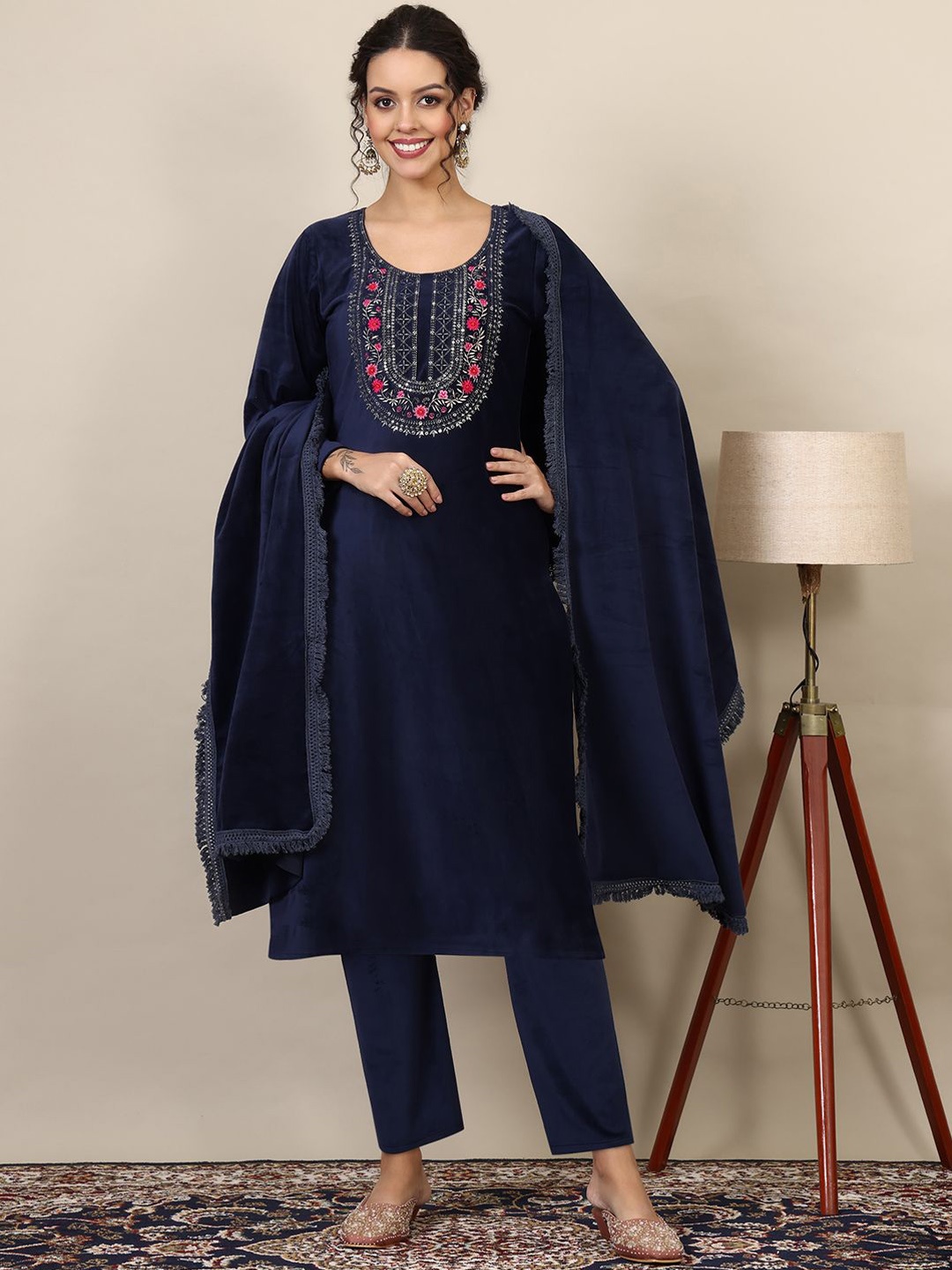 

Ziva Fashion Floral Embroidered Round Neck Regular Pure Wool Kurta & Trouser With Dupatta, Navy blue