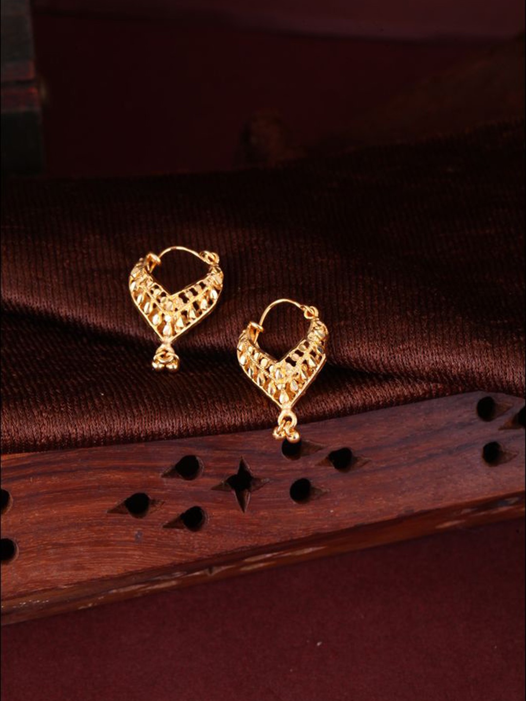 

DIVASTRI Gold Plated Contemporary Hoop Earrings