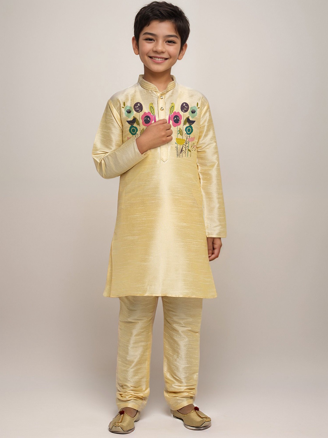 

DEVOILER Boys Conversational Printed Mandarin Collar Dupion Silk Straight Kurta, Yellow