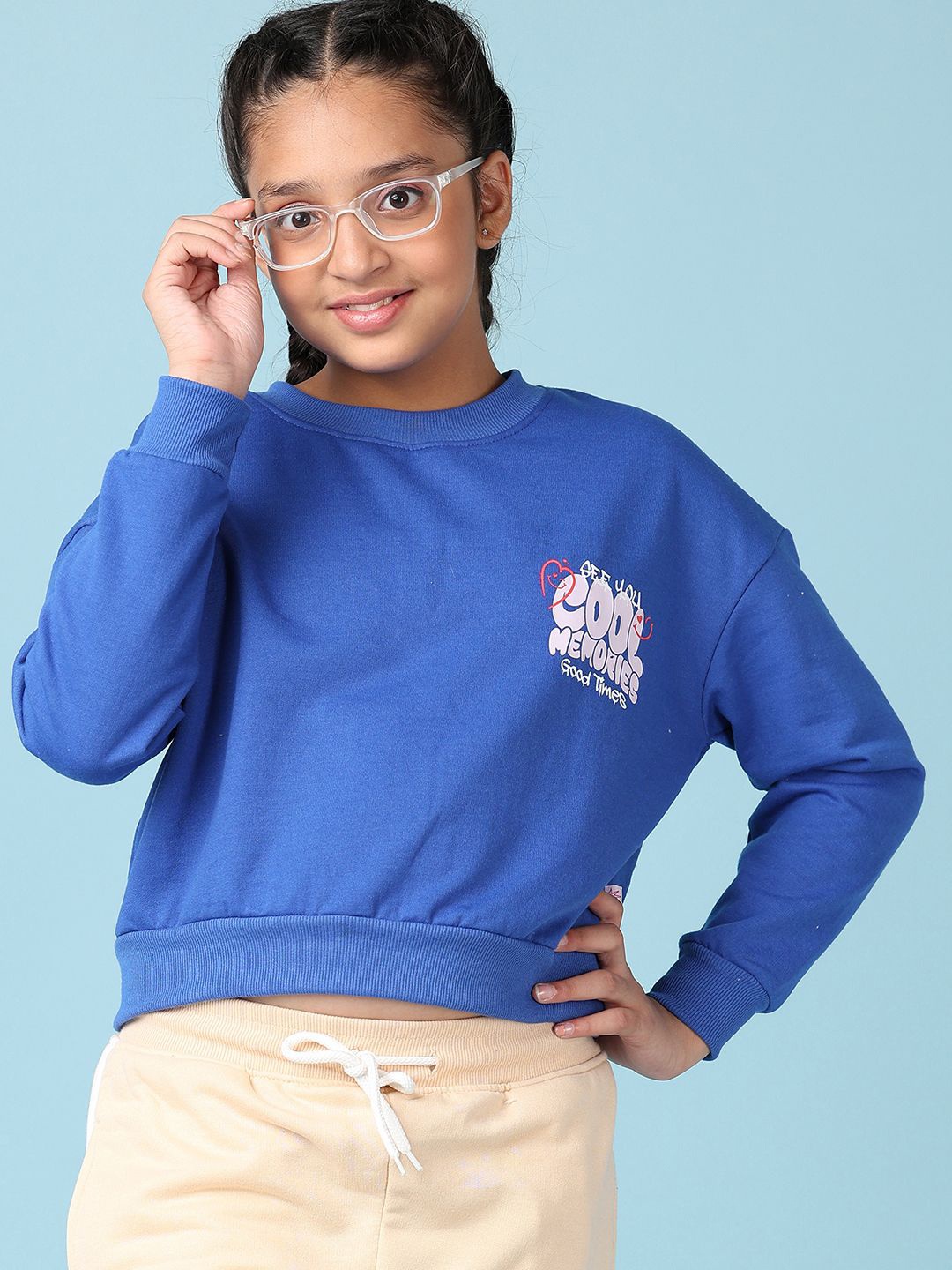 

V-Mart Girls Cotton Printed Long Sleeves Sweatshirt, Blue