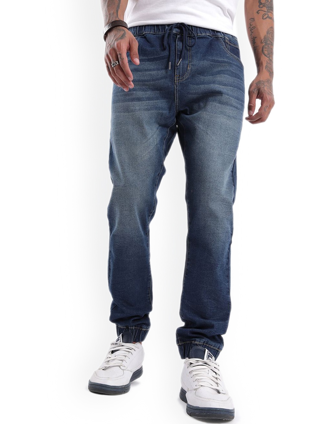 

WROGN Men Jogger Light Fade Jeans, Blue