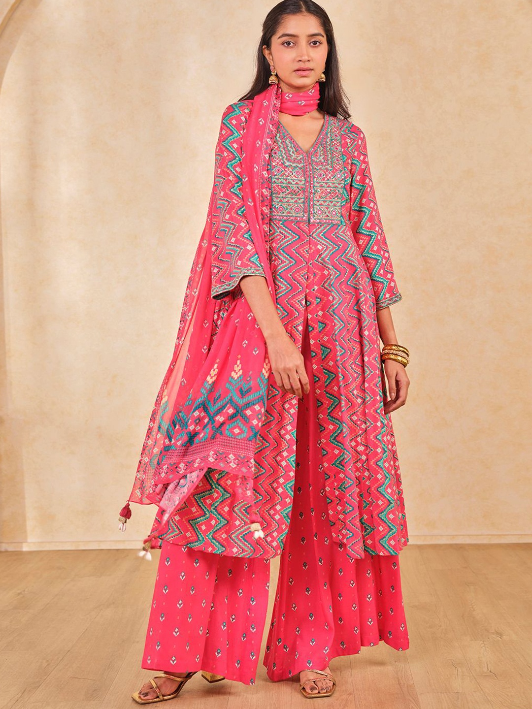 

Global Desi Geometric Embroidered A Line Kurta with Trousers & Dupatta, Pink