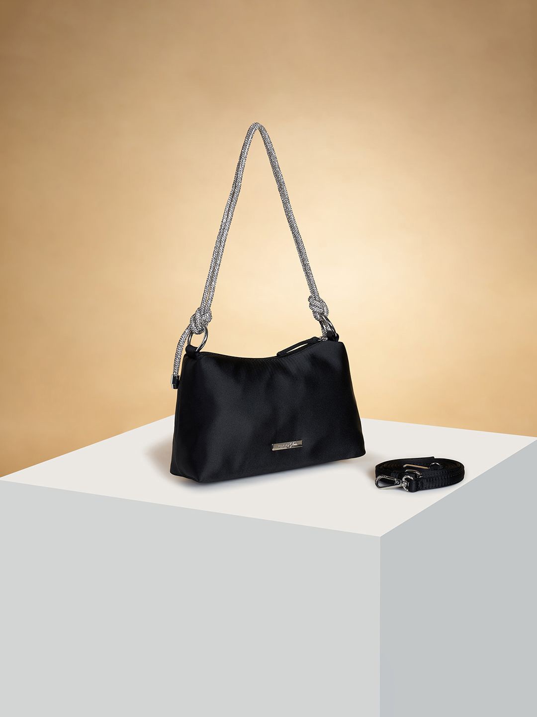 

Forever Glam by Pantaloons Women Solid Structured Shoulder Bag, Black