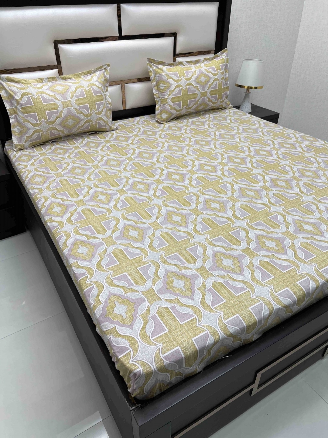 

Pure Decor Velar Brown Ethnic Pure Cotton 380 TC Super King Bedsheet Set-2.75 m x 3.04 m