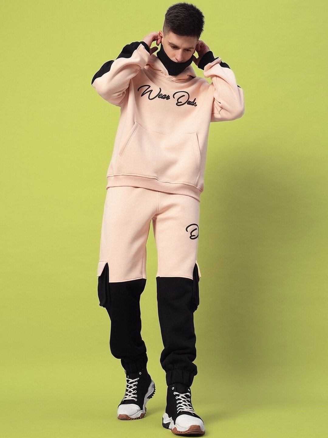 

WEARDUDS Colourblocked Hooded Long Sleeves Sweatshirt With Jogger, Beige
