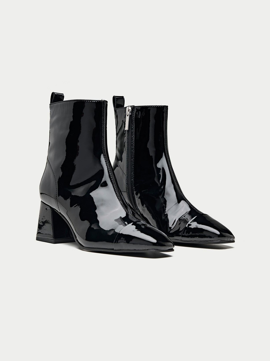 

Oroh Women Leather Regular Boots, Black