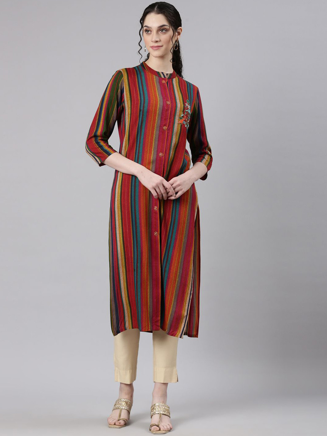 

Neerus Striped Embroidered Mandarin Collar Sequinned Straight Kurta, Maroon