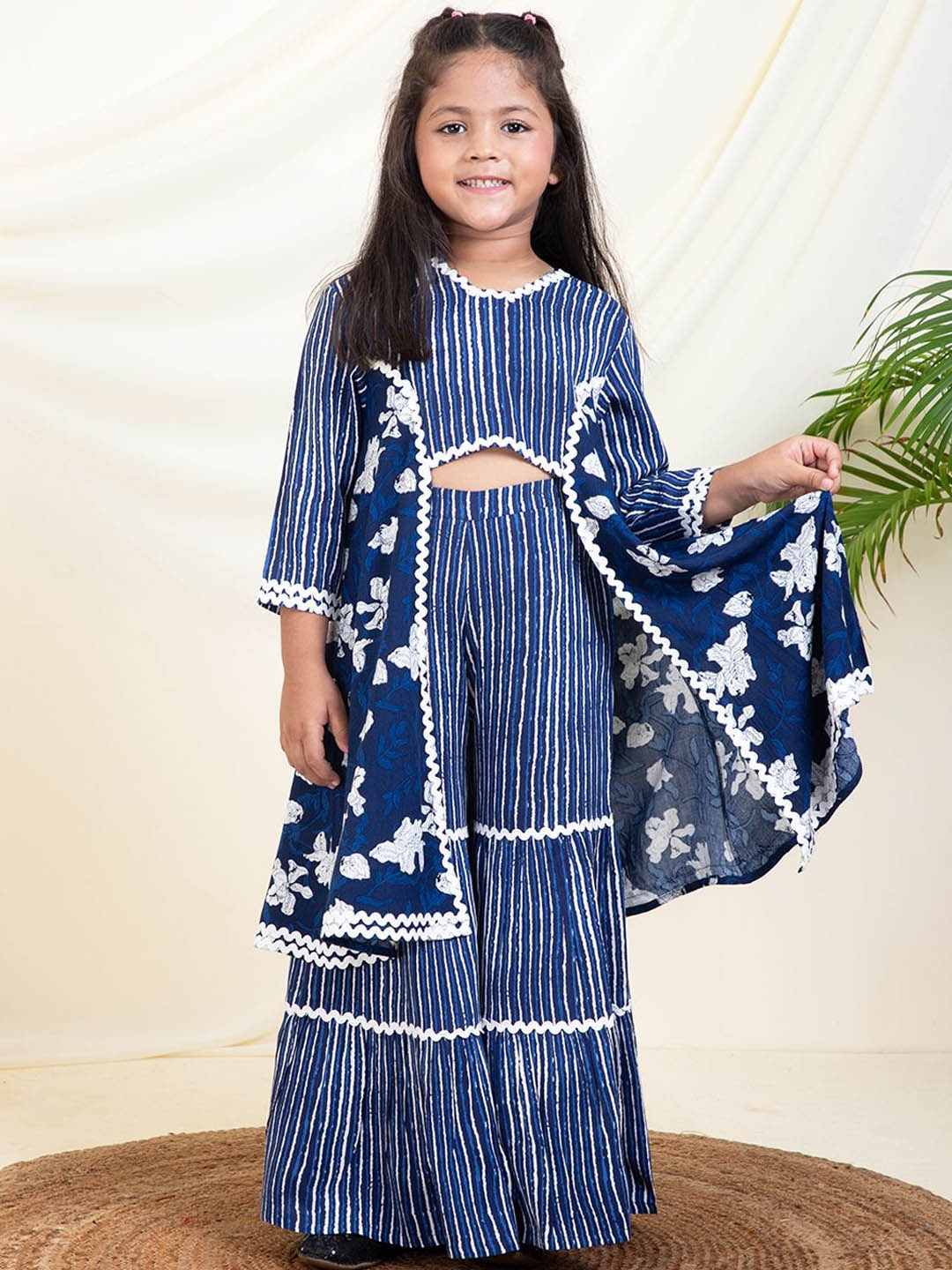 

Bugandbees Girls Printed Top With Sharara, Blue