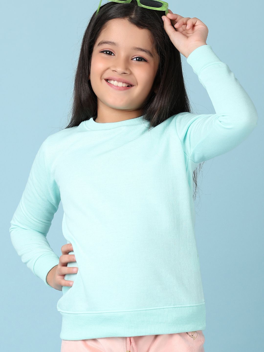 

V-Mart Girls Round Neck Sweatshirt, Blue