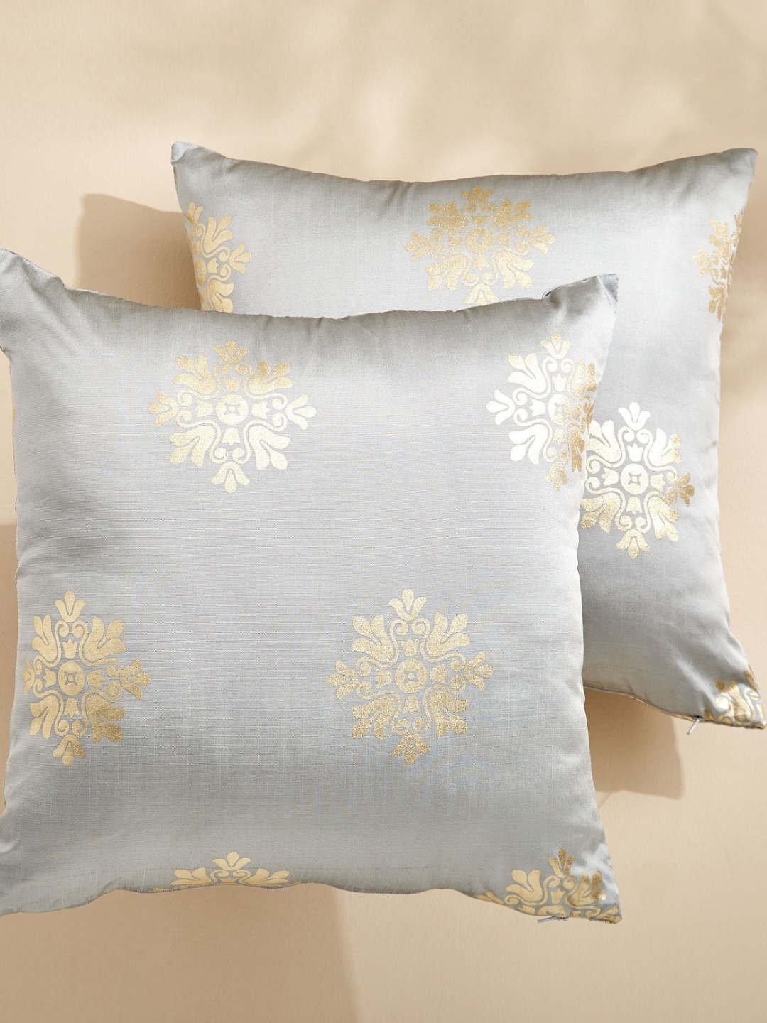 

Home Centre Corsica Gleam Cecil Grey 2 Pieces Floral Printed Square Cushion Covers