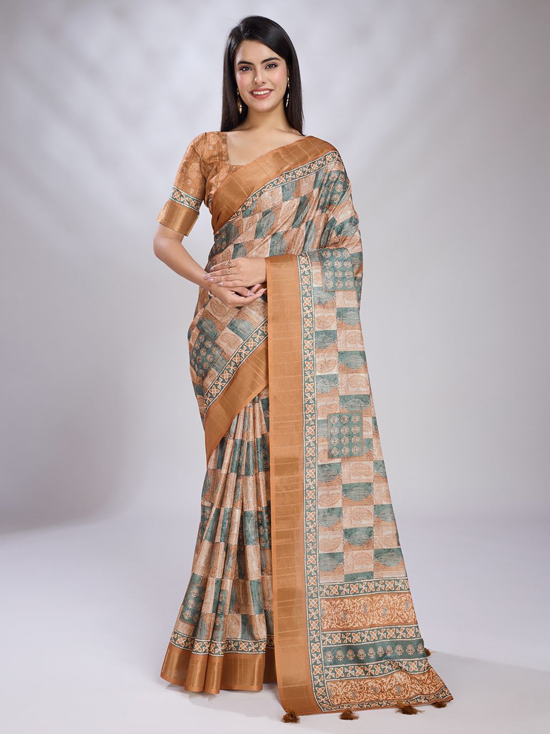 

KALINI Ethnic Motifs Printed Saree With Blouse Piece, Brown