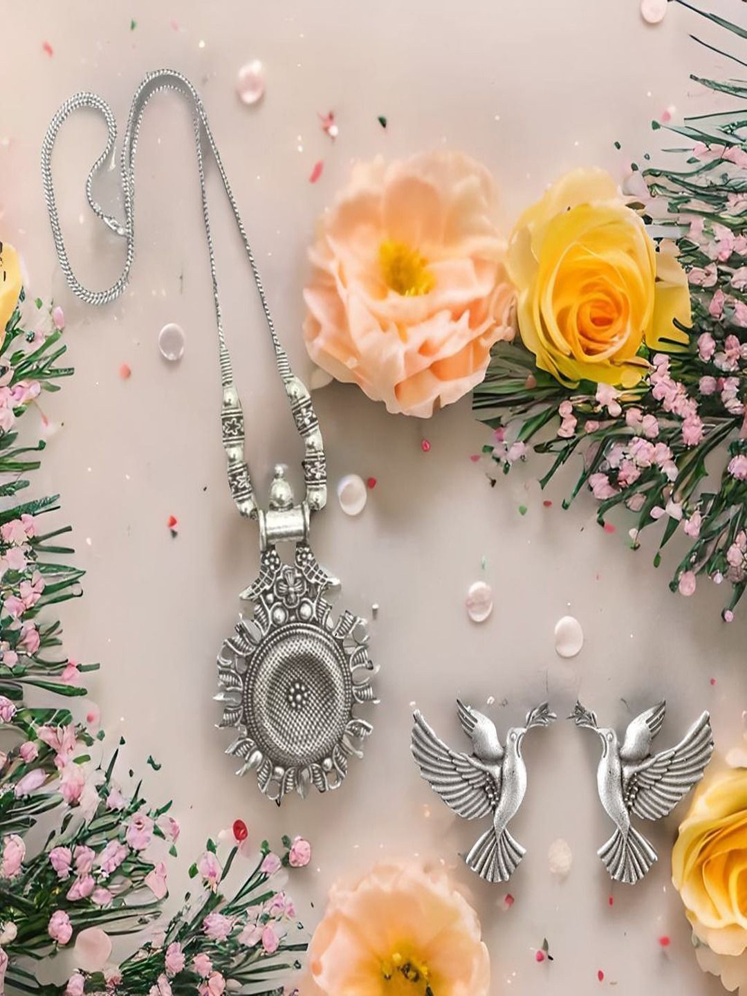 

UNIVERSITY TRENDZ Silver Plated Oxidised Jewellery Set