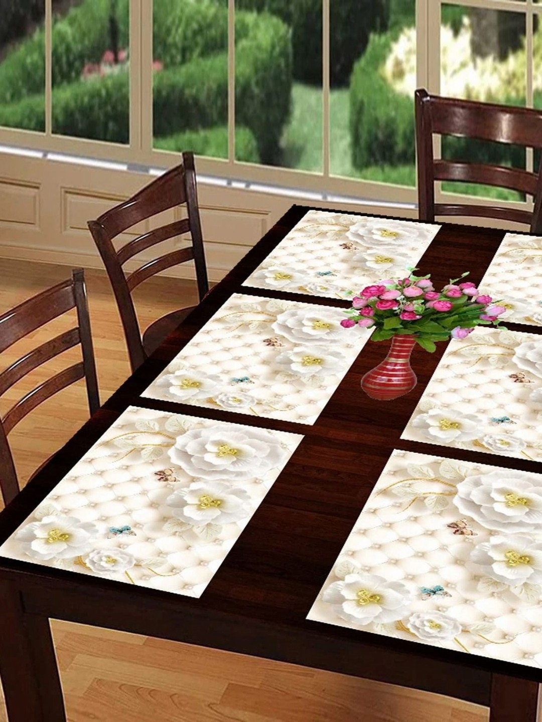 

LooMantha 6-Pcs Beige & White Printed Table Placemats