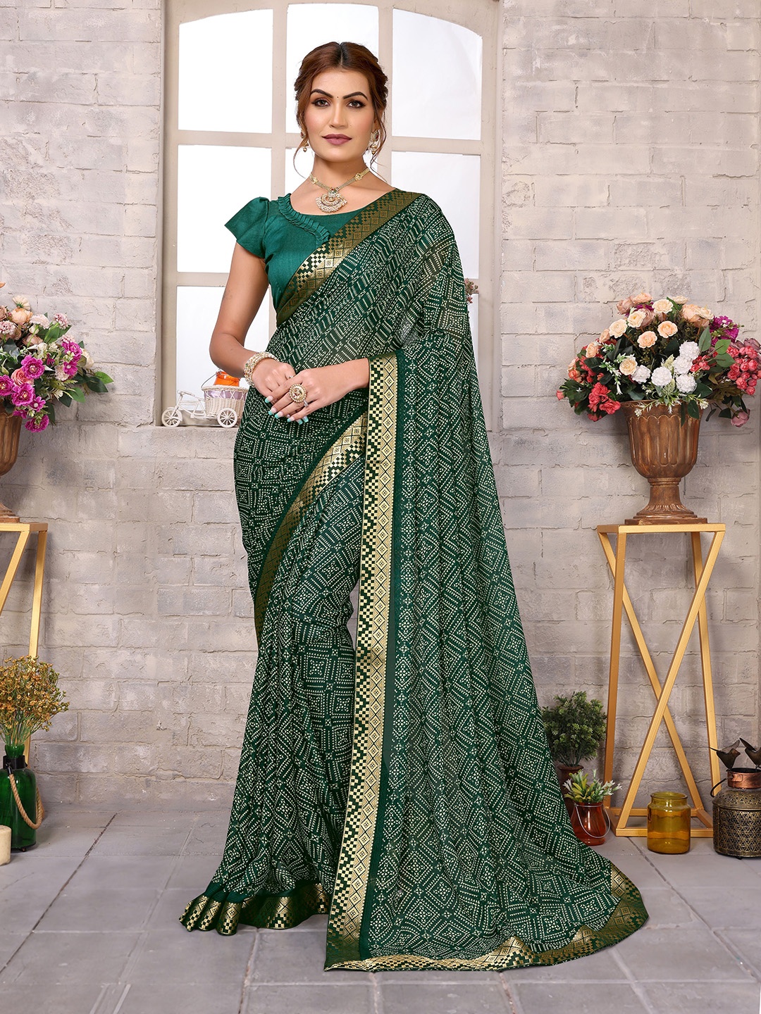 

KALINI Bandhani Printed Zari Saree With Blouse Piece, Green