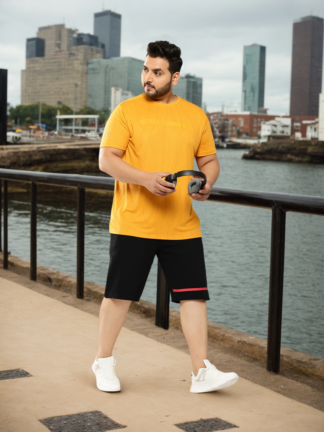 

Sztori Plus Size Round Neck Short Sleeves T-shirt, Mustard