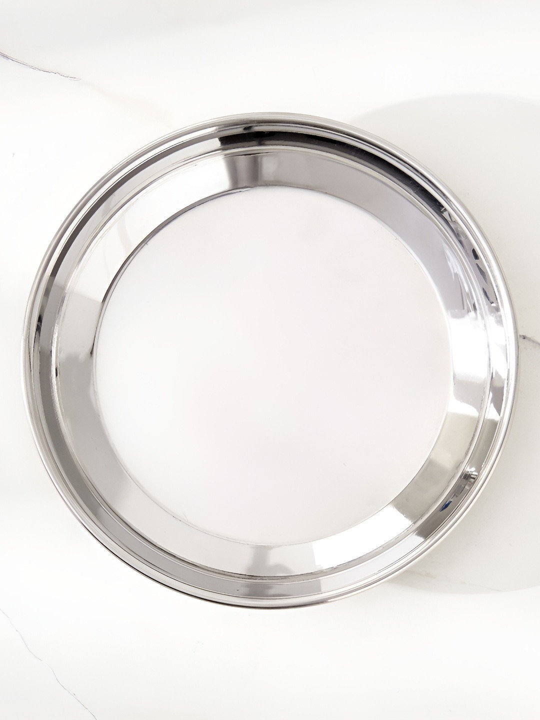 

Home Centre Silver-Toned 2024 1 Pieces Stainless Steel Plates