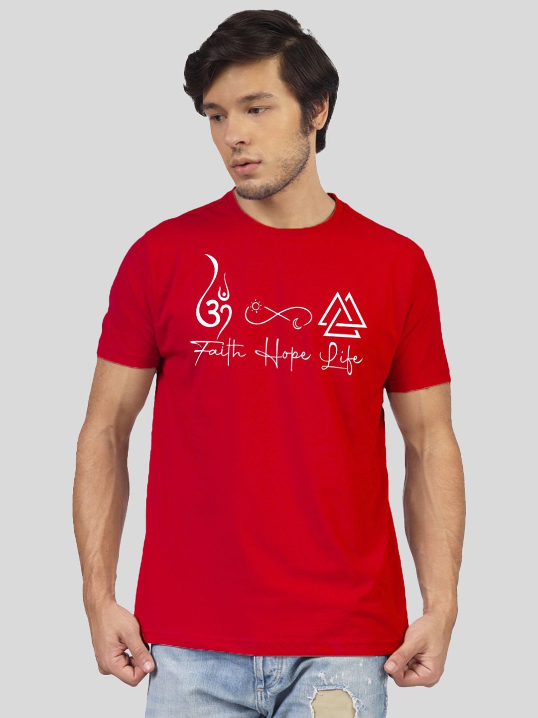 

Greylongg Men Typography Printed Applique T-shirt, Red