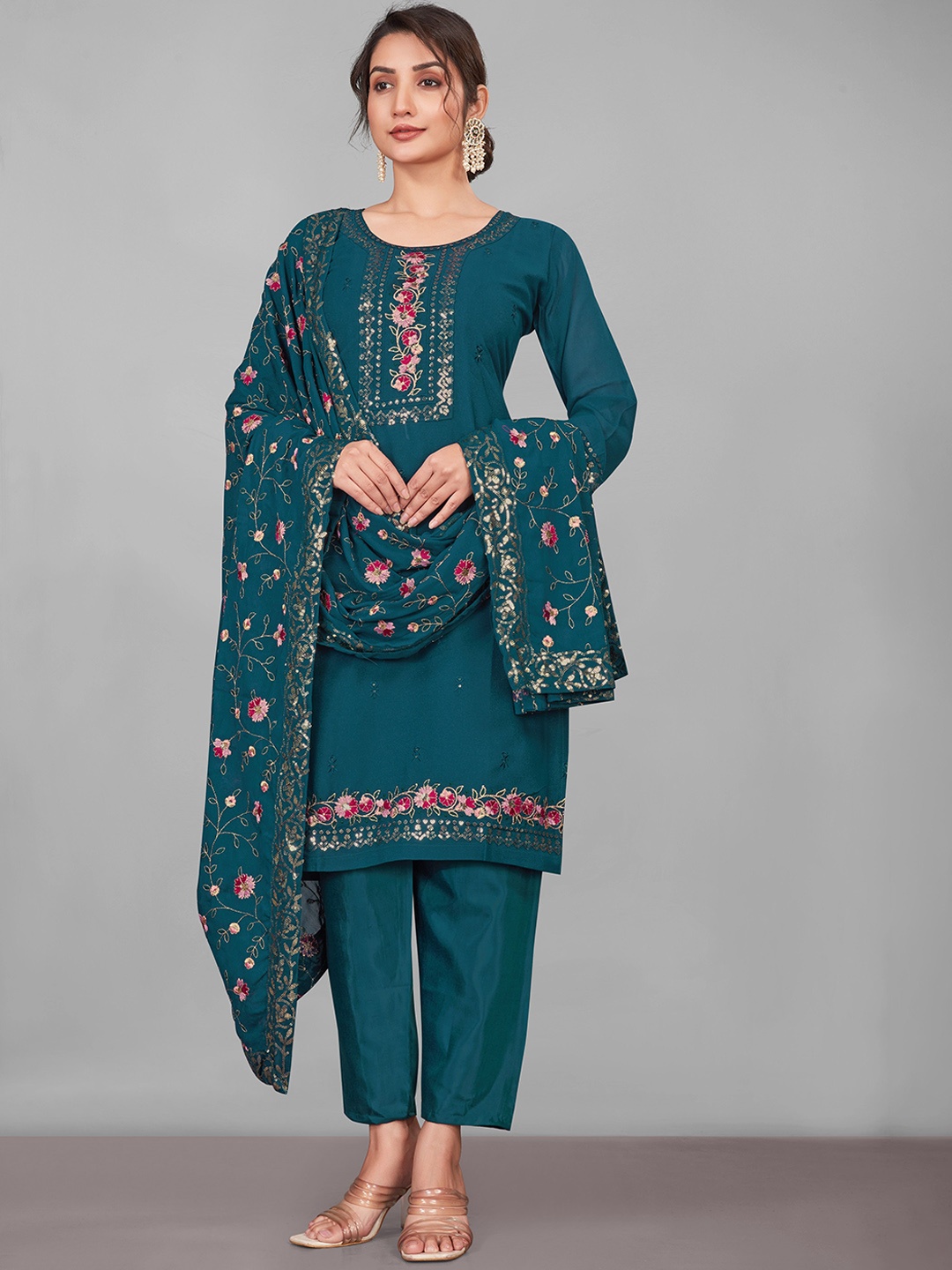 

VARNI FABRICS Ethnic Motifs Embroidered Sequined Kurta With Trousers & Dupatta, Sea green