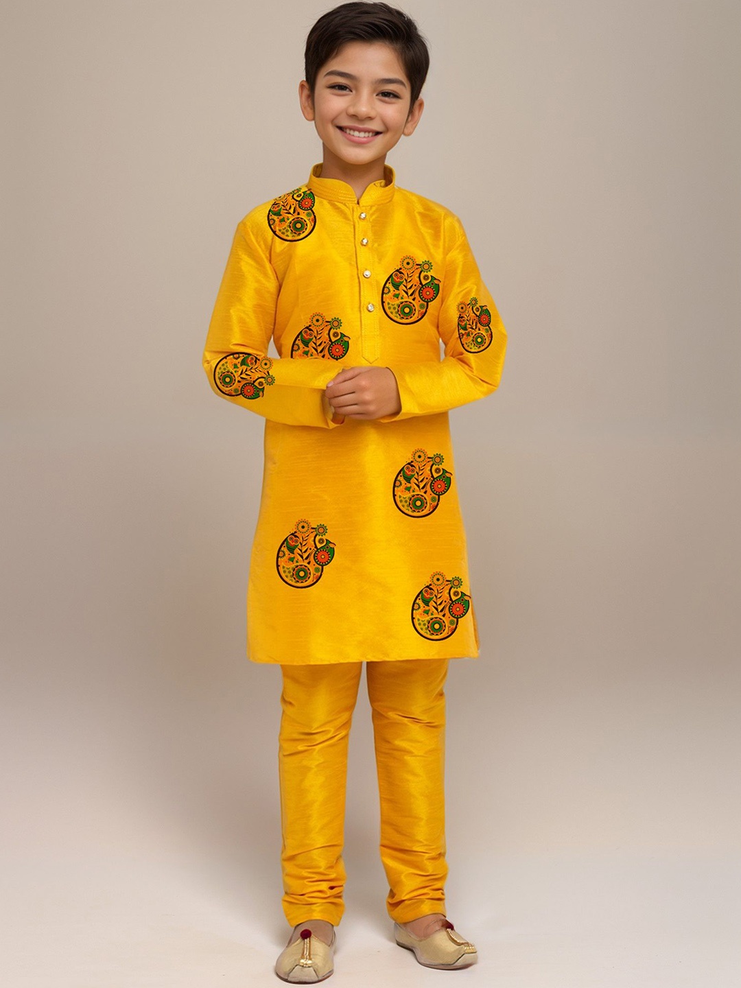 

DEVOILER Boys Ethnic Motifs Printed Mandarin Collar Straight Kurta, Yellow