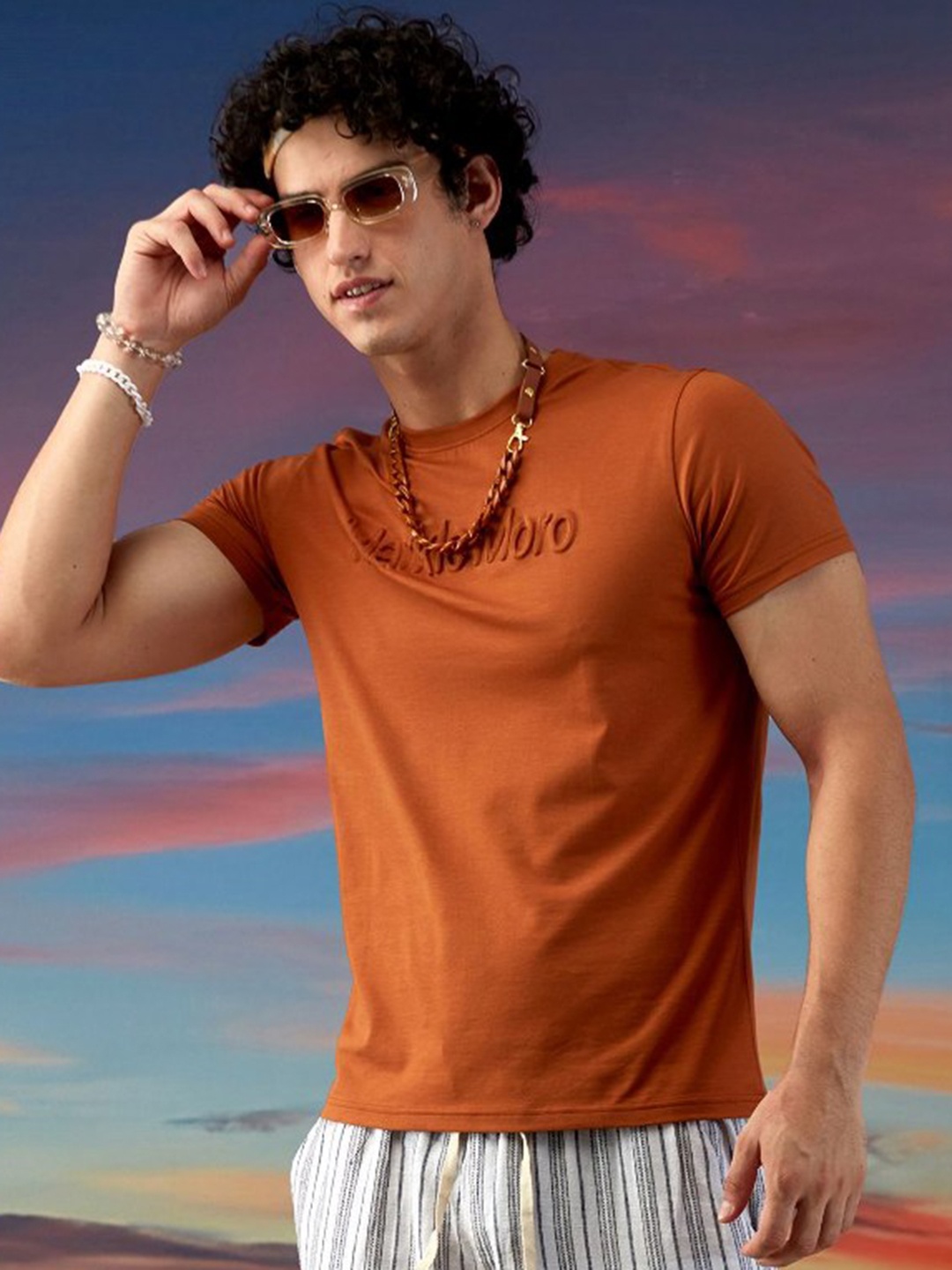 

Markle Moro Men Typography Printed Round Neck Cotton Slim Fit T-shirt, Brown