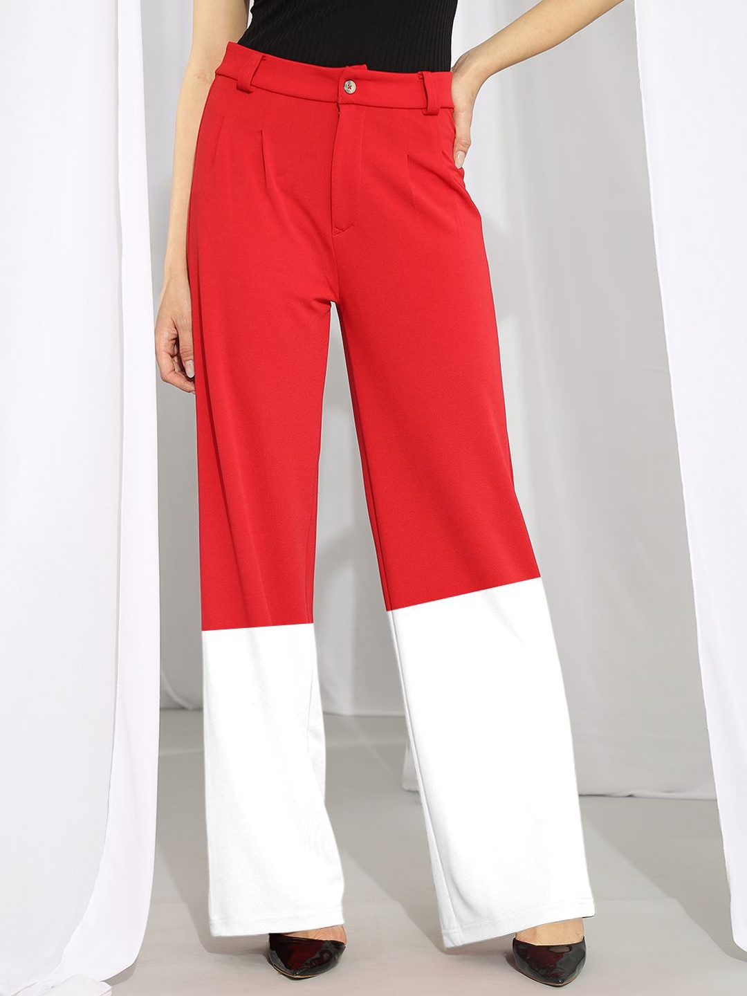 

Kotty Women Colourblocked Relaxed Straight Fit High-Rise Easy Wash Pleated Trouser, Red