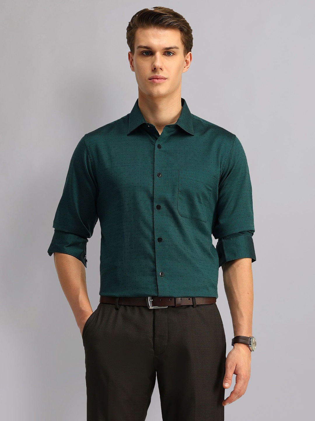 

AD By Arvind Men Spread Collar Textured Cotton Slim Fit Formal Shirt, Green