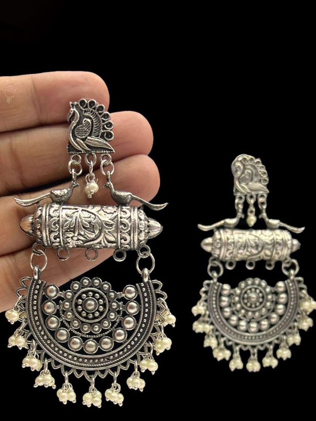 

JewelMaze Contemporary Jhumkas Earrings, Silver