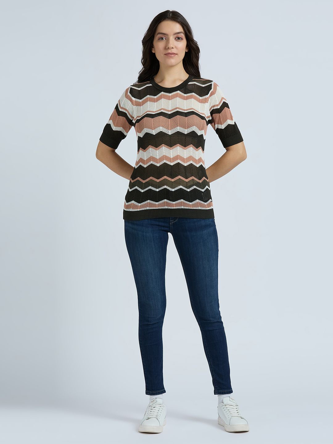 

Pepe Jeans Round Neck Regular Top, Brown