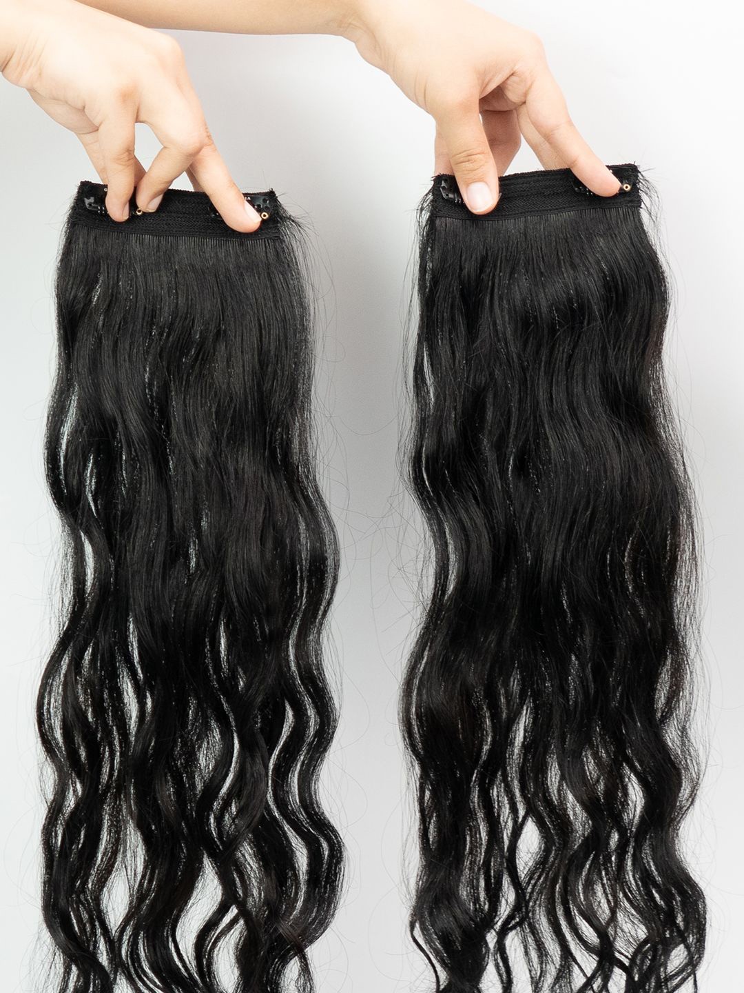 

GEMERIA HAIR Set Of 2 Clip In Wavy Hair Extension - Jet Black - 20 Inch Each