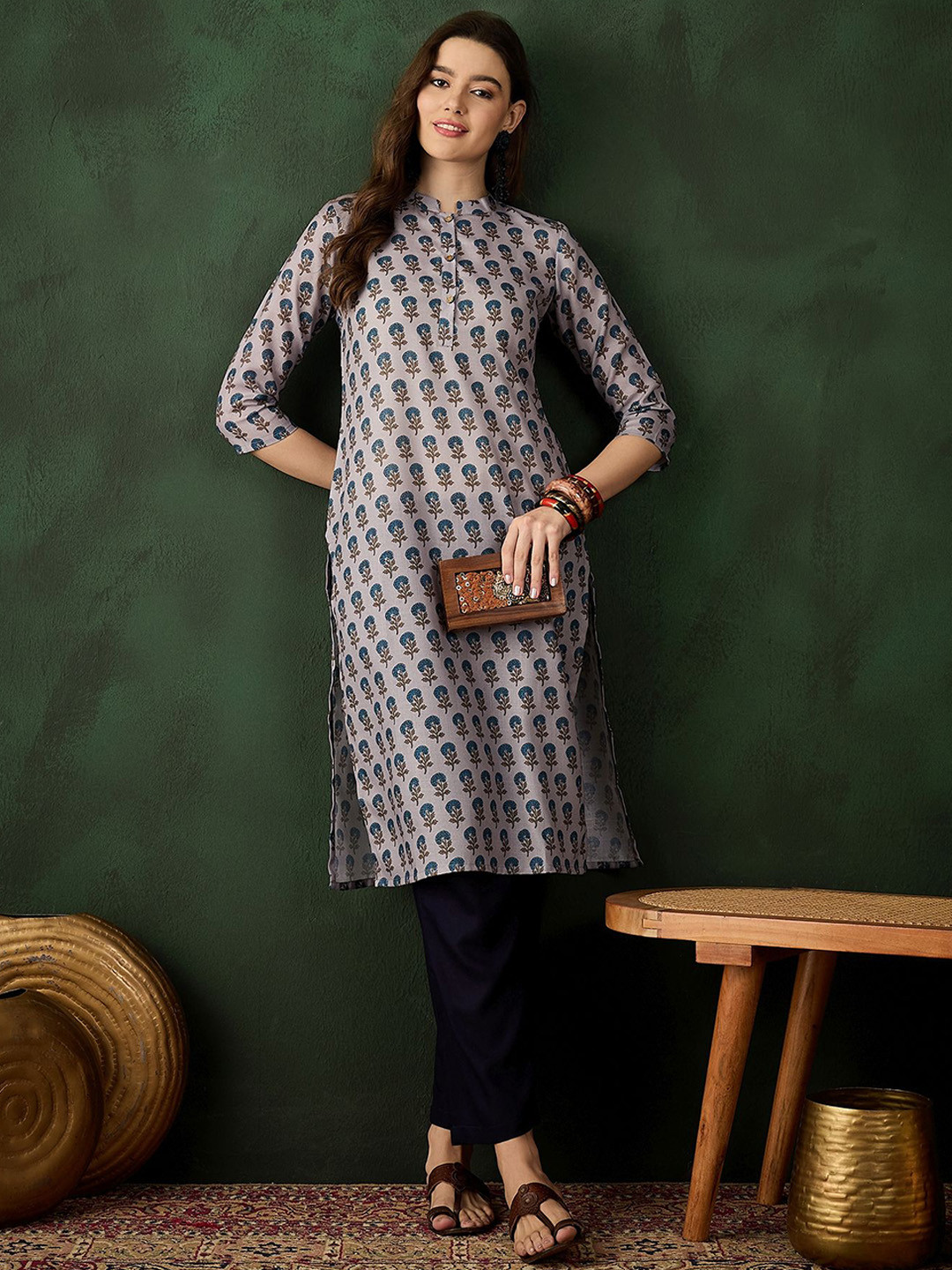 

Sangria Printed Pure Cotton Straight Kurtas, Pink