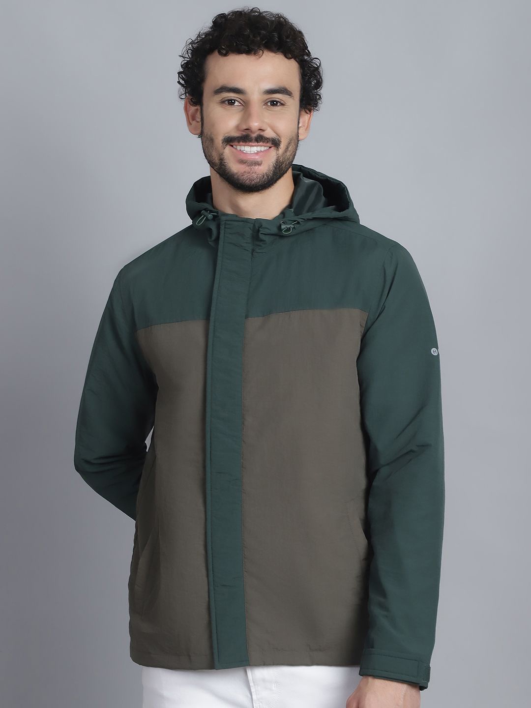 

HOUSE OF VEDAS Men Hooded Colourblocked Casual Puffer Jacket, Green