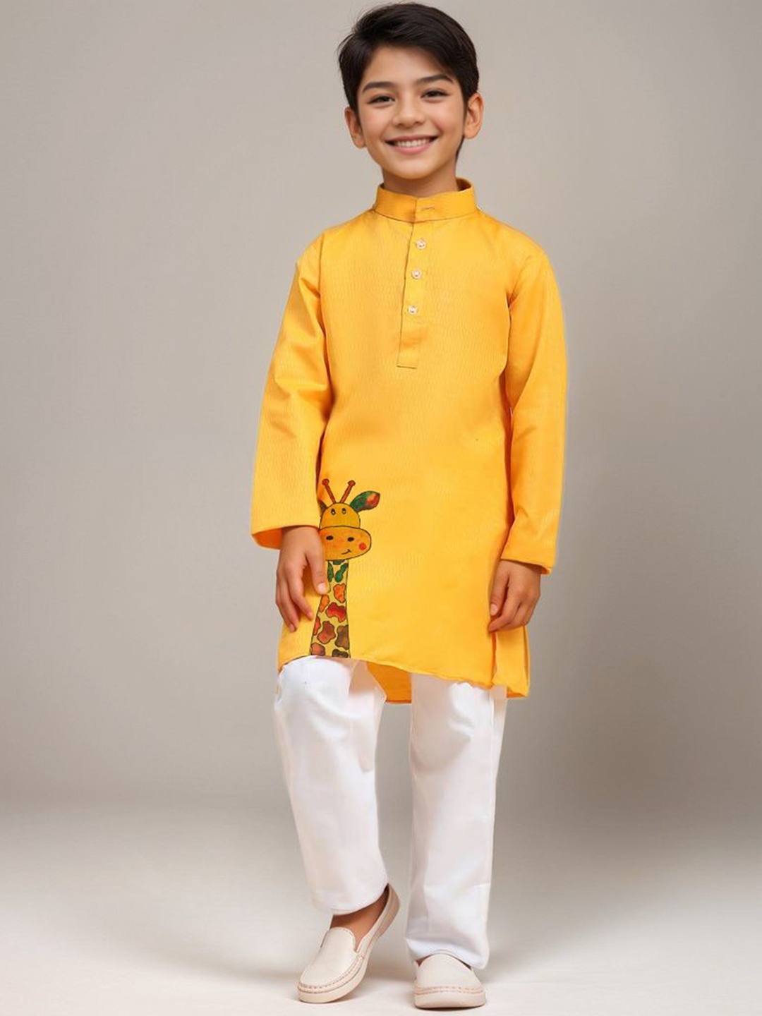 

DEVOILER Boys Animal Printed Cotton Regular Straight Kurta with Pyjamas, Yellow