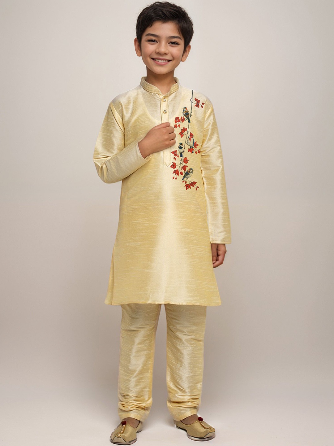 

DEVOILER Boys Floral Printed Mandarin Collar Kurta, Beige