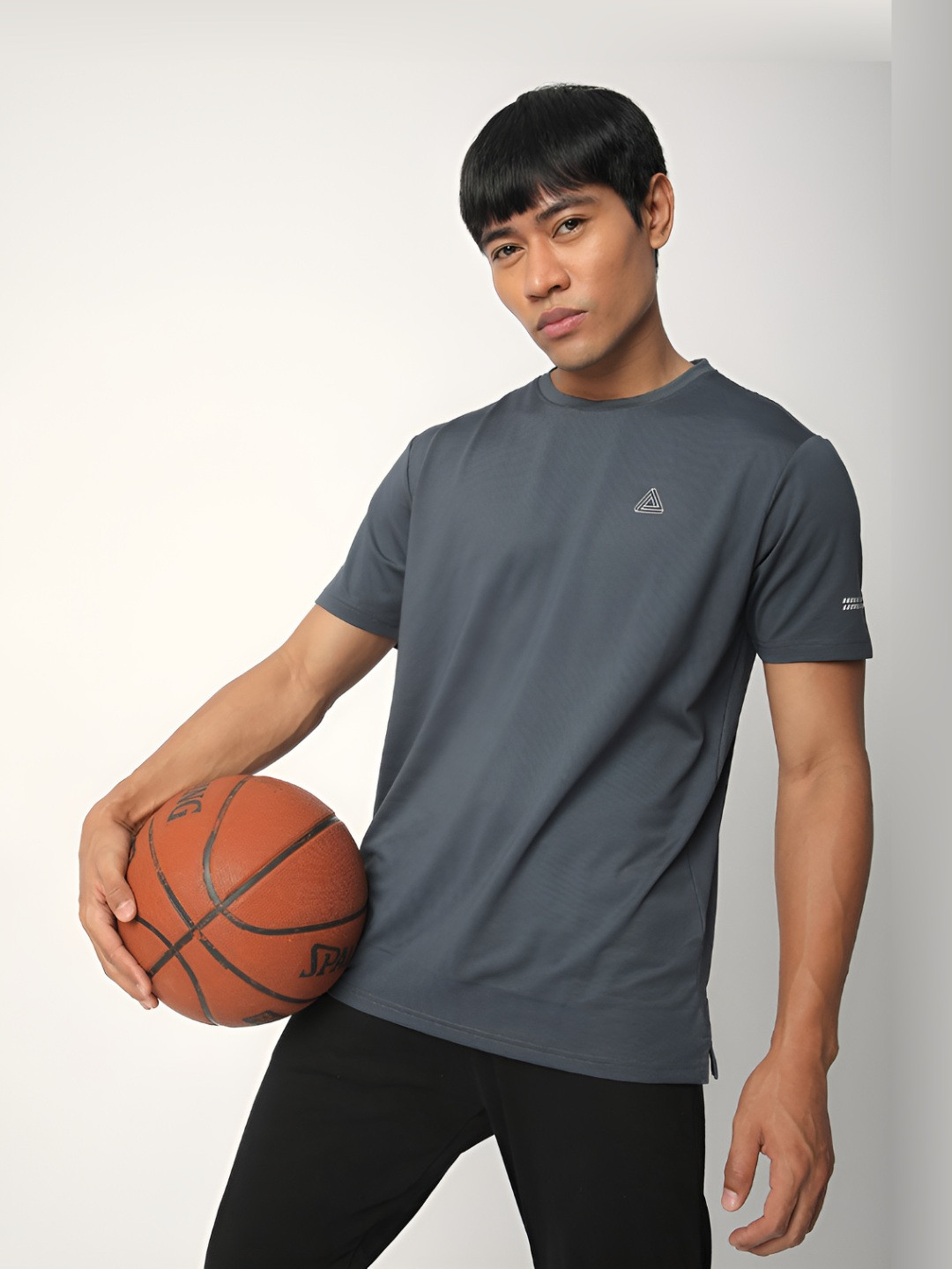 

R&B Men Solid Round Neck T-shirt, Grey